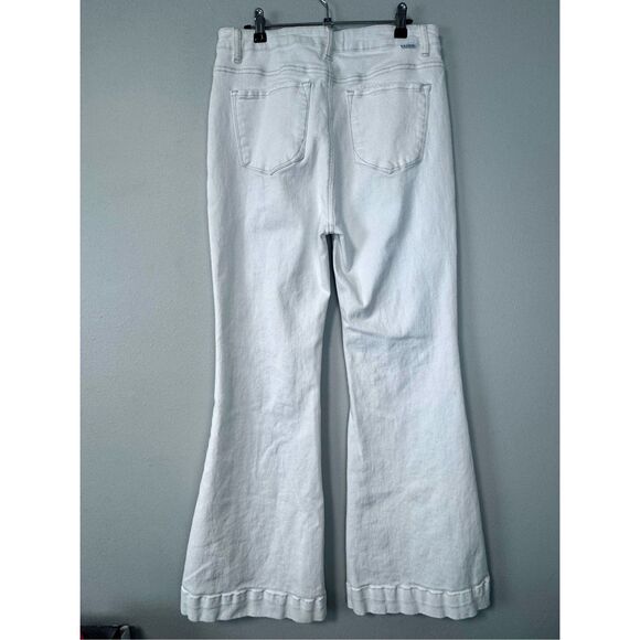 RISEN High Rise Long Tall Front Patch Pocket White Denim Flare Jeans Size 32 x 3 - Picture 5 of 15